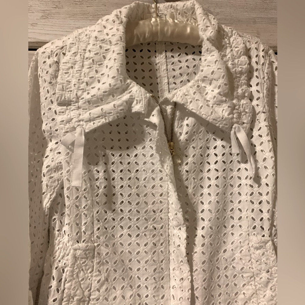 Ann Taylor Loft White Zip Up Top - Picture 4 of 6